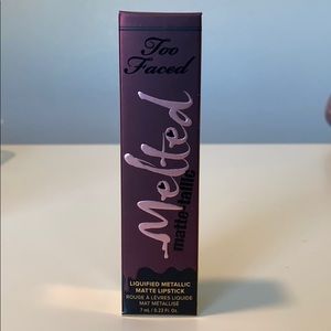 Too Faced Melted Matte-tallic Liquid Lip